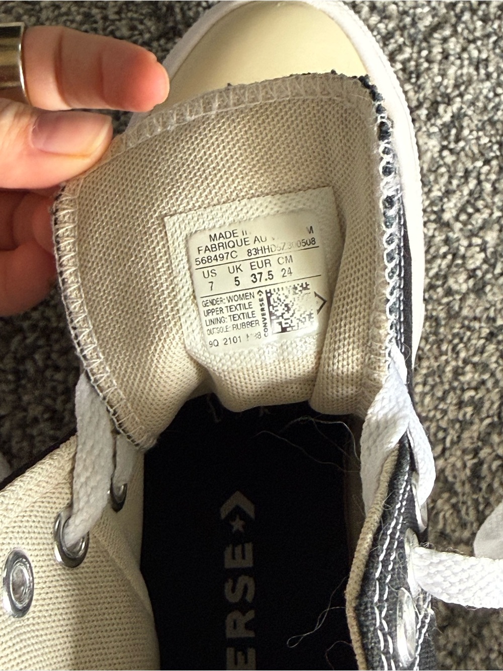 Converse cushion platform - Picture 3 of 3